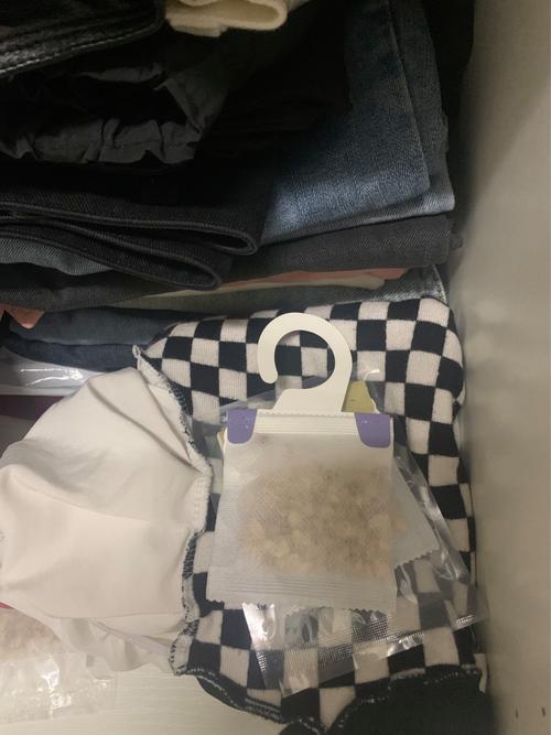 衣柜里总有异味?自制天然香包告别难闻气味