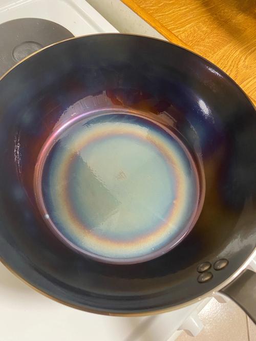 电饼铛粘面？涂抹「蜂蜡 + 植物油」