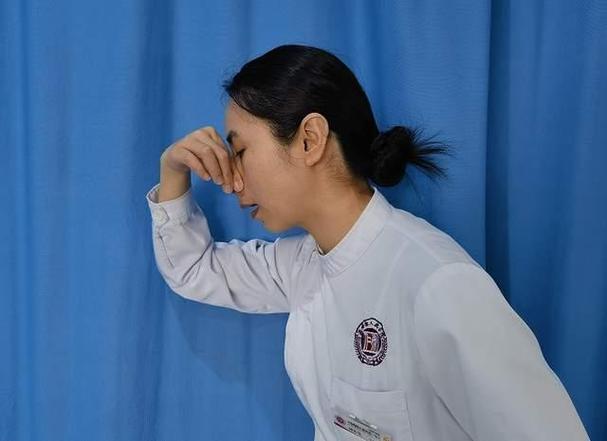 鼻出血血压影响?低头与坐位选择