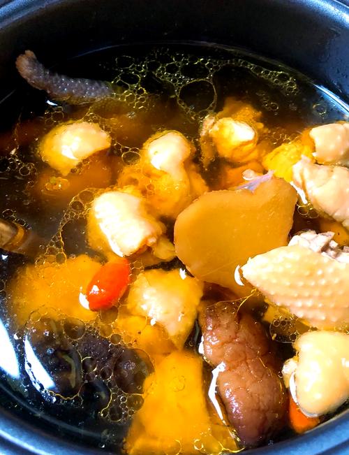 泡发干香菇的水要倒掉吗？鲜味留存的正确操作