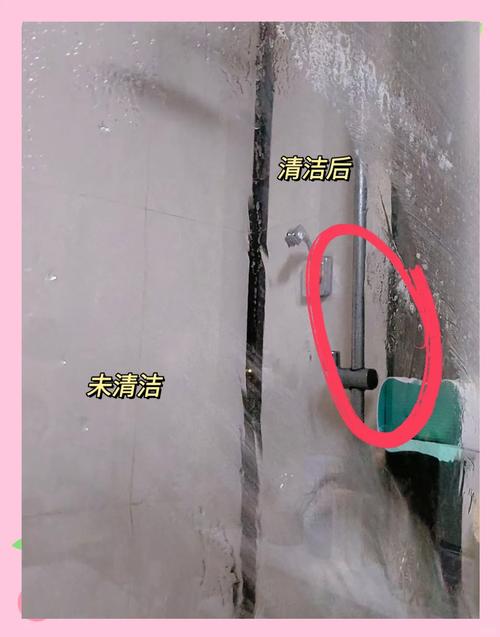浴室玻璃水垢清洁：水垢堆积难清理，这些方法一擦就净​