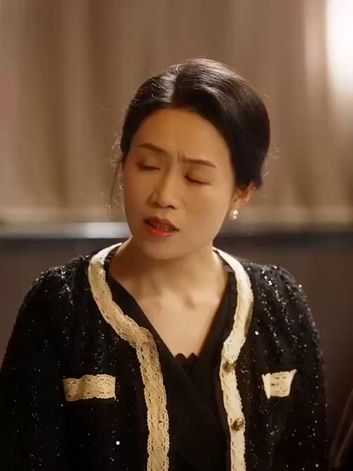 《她靠修仙在现代风生水起》热播短剧免费在线观看